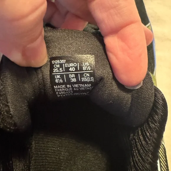 ASICS GEL-KAYANO 30, size 8.5 US - Picture 7 of 10